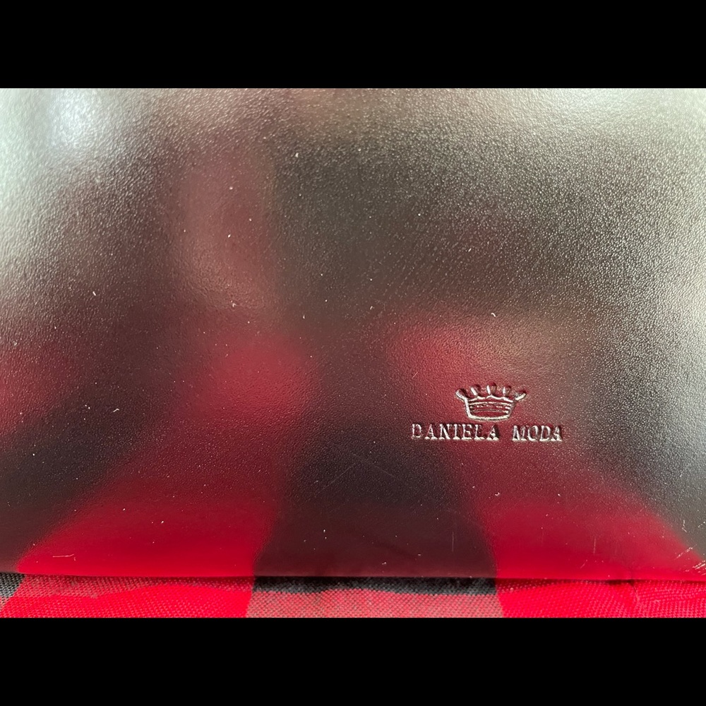 Daniela Moda Purse - Picture 2 of 6